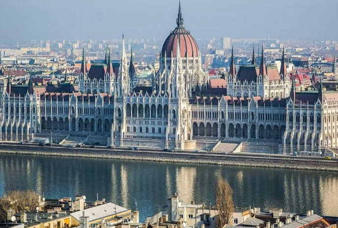 europe budget travel