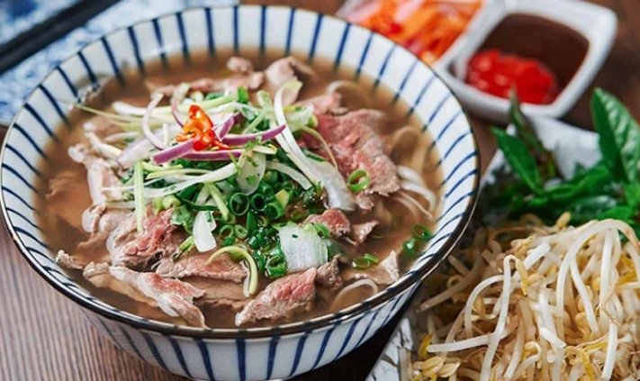 Vietnamese breakfast food