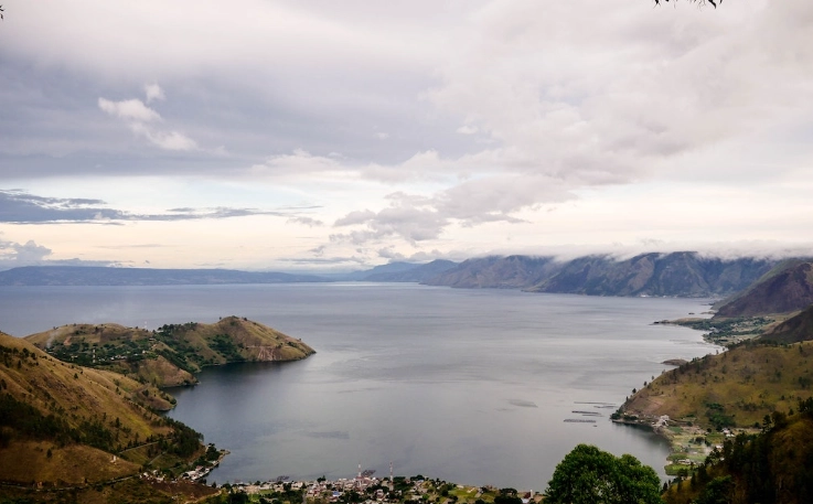 Lake Toba travel guide