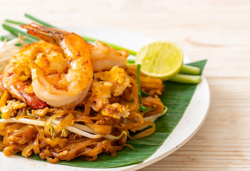 traditional thai dishes