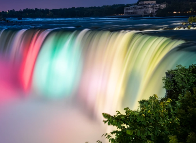 places to visit in canada