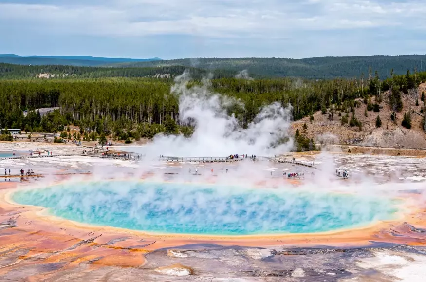 Yellowstone National Park attractions